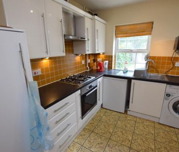 1 bedroom semi-detached house to rent - Photo 2