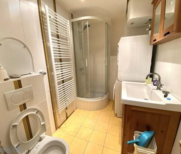 SEHR HELLE, NEU AUSGEMALTE 72m2-WOHNUNG MIT LIFT IN HAUPTBAHNHOFSNÄ... - Photo 1