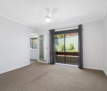 7 Karl Court, Lavington - Photo 4