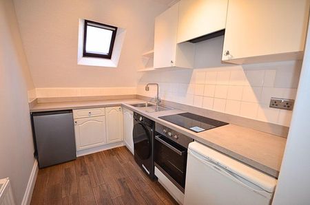 2 bedroom flat to rent - Photo 3