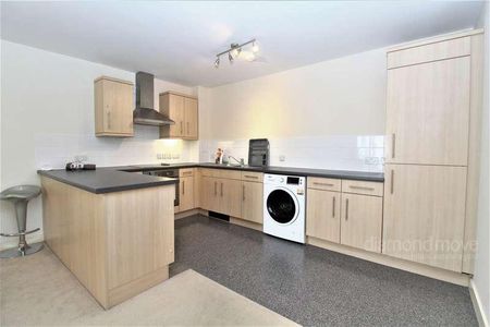 Prince Regent Road, Hounslow, TW3 - Photo 2