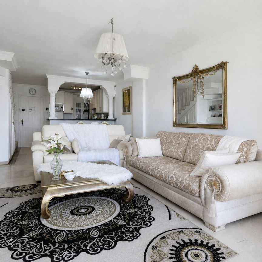 Duplex in Estepona - Photo 1