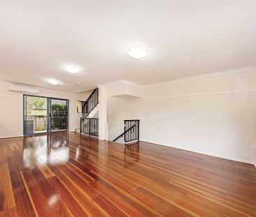 18/557-561 Mowbray Road, Lane Cove North. - Photo 1