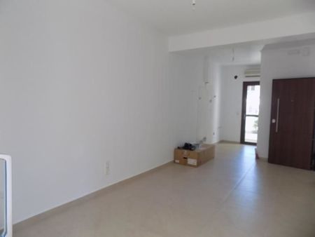 Studio/Γκαρσονιέρα για ενοικίαση Αγία Σοφία (Πάτρα) - Photo 2