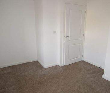 2 bed flat to rent in Old Park Avenue, Hillside Gardens, EX1 - Photo 5