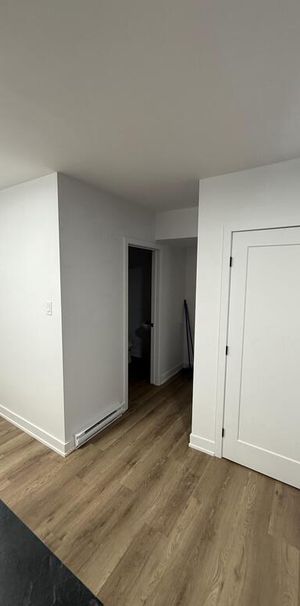 2 Chambre - 21 Rue Duquesne - Photo 1