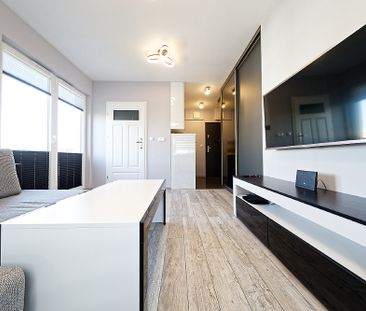 2 pokoje na 2 poziomach z 2 balkonami i garażem - Zdjęcie 3