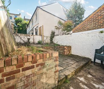 6 bedroom house to rent - Photo 1