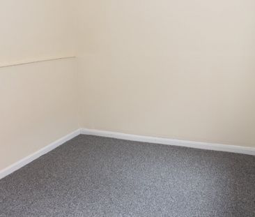 West Hill Drive, Mansfield, Mansfield, Notts, NG18 - Photo 4