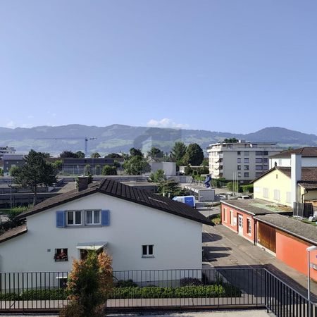 CHARMING WITH A WIDE VIEW - Photo 4