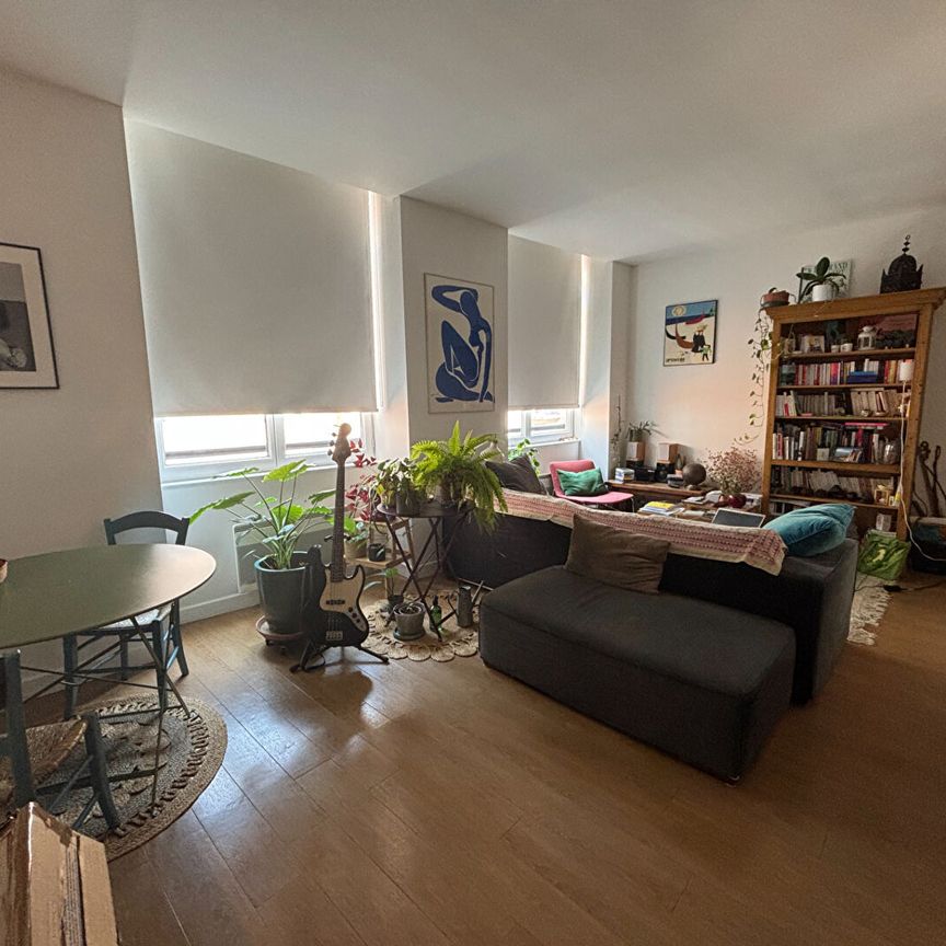 Location Appartement 3 pièces 74m² - Photo 1