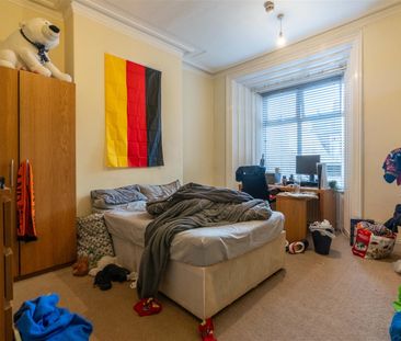6 bed terraced house to rent in Stannington Avenue, Heaton, NE6 - Photo 3