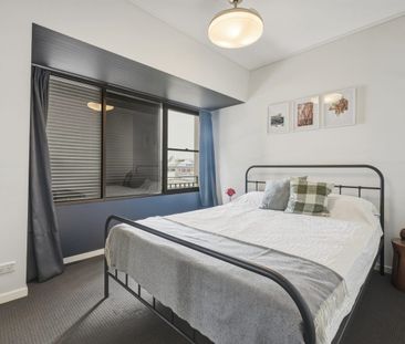 Stylish Inner-City Living in the Heart of Fortitude Valley - Photo 3