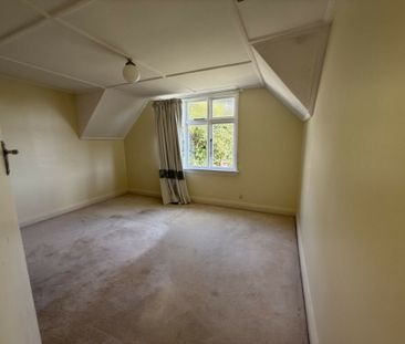 Private and spacious in Roslyn! - Photo 1