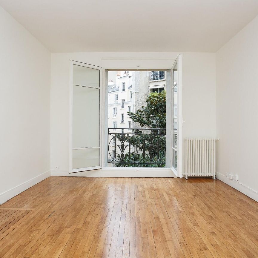 location Appartement T1 DE 43m² À PARIS - Photo 1