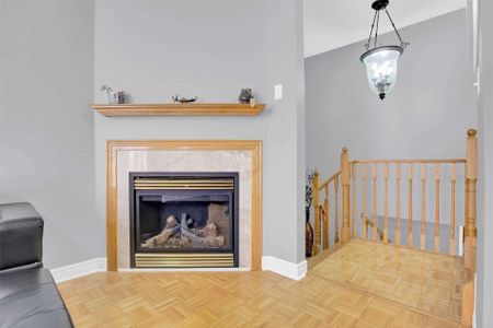 For Lease - 51 Connolly Crescent Unit# Upper, Brampton, Ontario - Photo 2