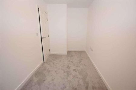 Fortune Avenue, Edgware, HA8 - Photo 5