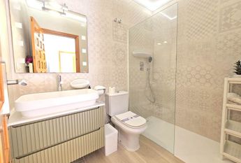 Villa for rent in Cumbre del Sol with 5 bedrooms