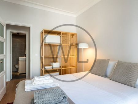 1 room luxury Flat for rent in Lisbon, Portugal - Photo 3