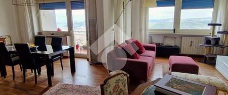 6 locali in affitto - Photo 1