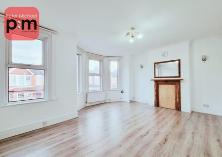 2 bedroom flat to rent - Photo 5