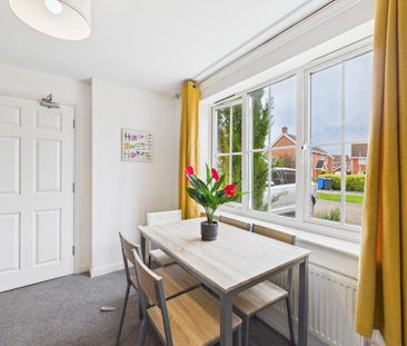 1 bedroom in a house share to rent - Photo 5