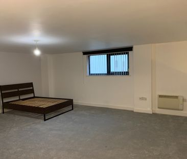 2 Bed Flat, Derwent Foundry, B3 - Photo 1