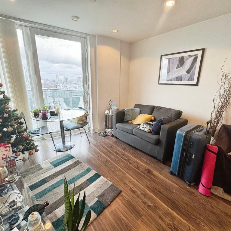 1 bedroom flat to rent - Photo 1