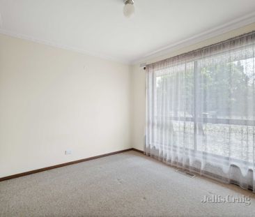 28 Midlands Drive, Ballarat North - Photo 2