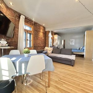 Loft entièrement meublé à louer Vieux-Québec mai 2026 - Photo 2