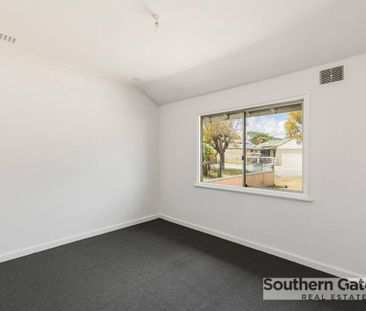 Charming 2-Bedroom Home in Calista - Photo 6