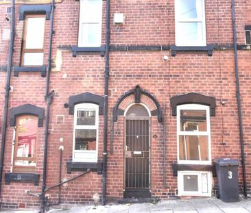 House Share with All Bills Included, Christopher Road, Leeds LS6 2JX - Photo 3