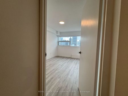For Lease - 191 Sherbourne Street Unit# 1707, Toronto, Ontario - Photo 3