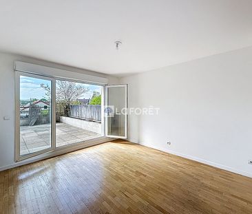 Apartment - Photo 2