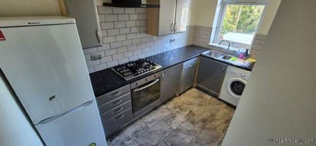 2 bedroom property to rent in Glasgow - Photo 5