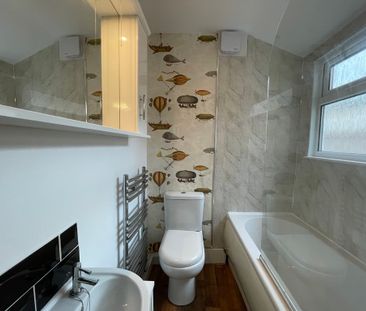 3 bedroom End Terraced House to let - Photo 4