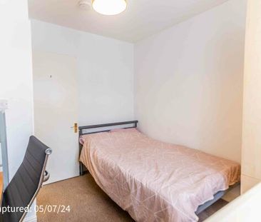 7, Lang Avenue - Photo 5