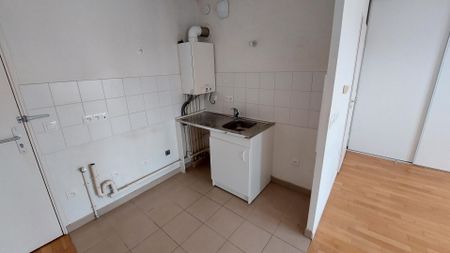 location Appartement T2 DE 26.7m² À MONTREUIL - Photo 4