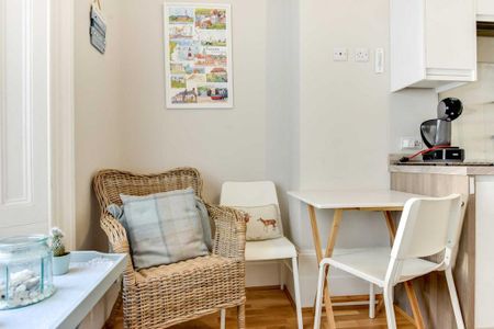 Studio to rent - Photo 4