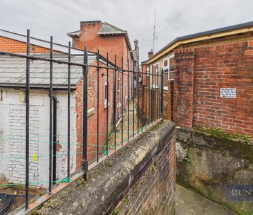 1 bedroom flat to rent - Photo 5