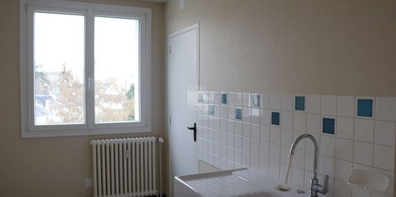 Location Appartement 2 pièces 45m² - Photo 3