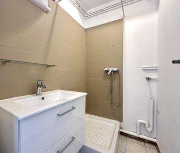 Location Appartement 1 pièce 31m² MARSEILLE 4ème - Photo 1