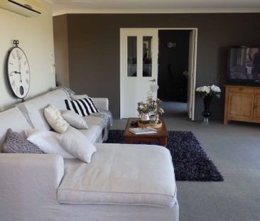 Desirable Oaklands Location - Photo 3