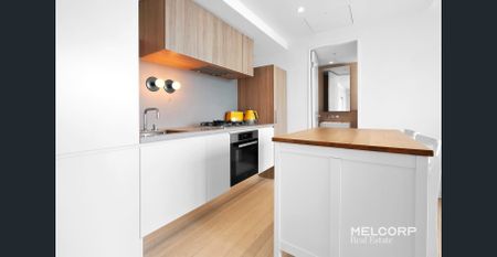 STYLISH APARTMENT IN THE CBD - FURNISHED - Photo 5