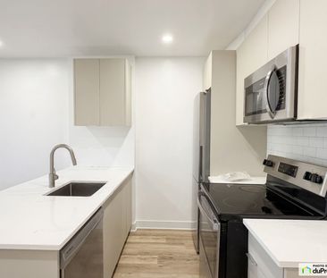 4930, Avenue Saint-Kevin, Côte-des-Neiges / Notre-Dame-de-Grâce à l... - Photo 1