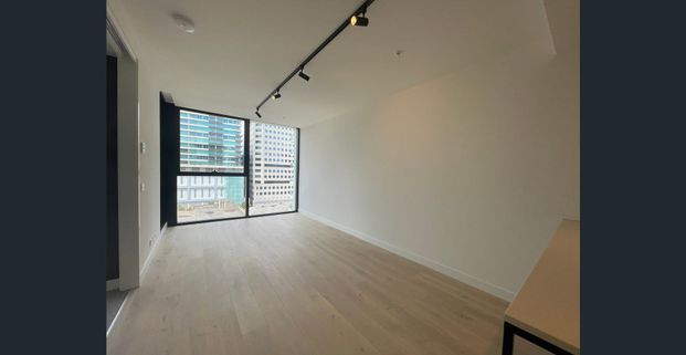 1207/41 Bank St, South Melbourne, Vic 3205 - Photo 1