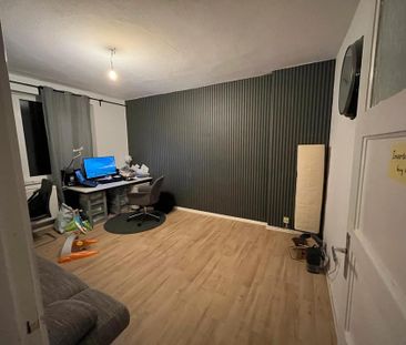 Möblierte 2 Zimmer Wohnung mit Balkon in Horn - Foto 1