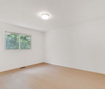For Lease - 1294 Forest Hill Unit# Upper, Oakville, Ontario - Photo 1
