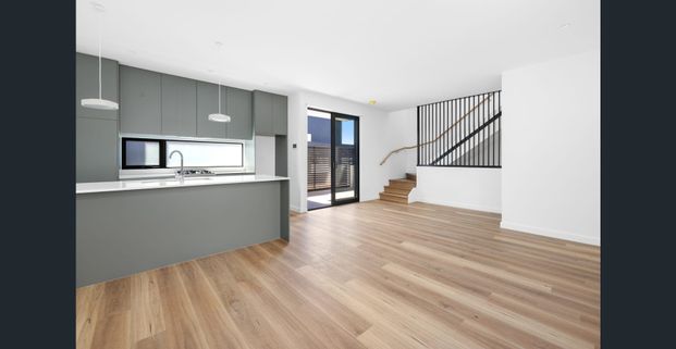 STUNNING BRAND NEW TWO BED TOWNHOUSES WITH CITY VIEWS! - Photo 1
