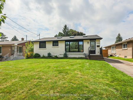 Detached Home For Lease | X8137734 - Photo 5